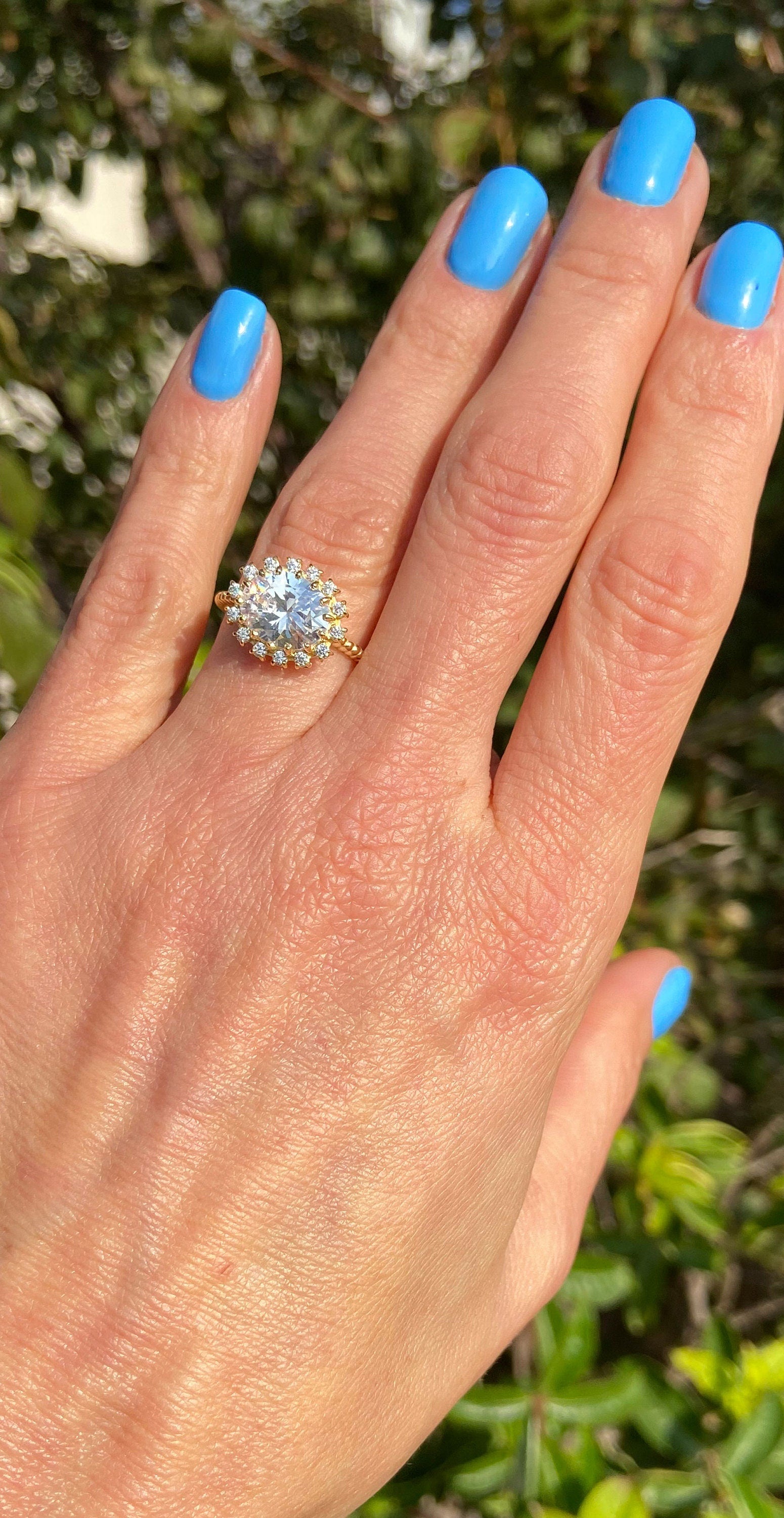 Clear Quartz Ring - Gold Ring - Prong Ring - Statement Ring - April Birthstone - Gemstone Ring - Cocktail Ring - Engagement Ring - Oval Ring