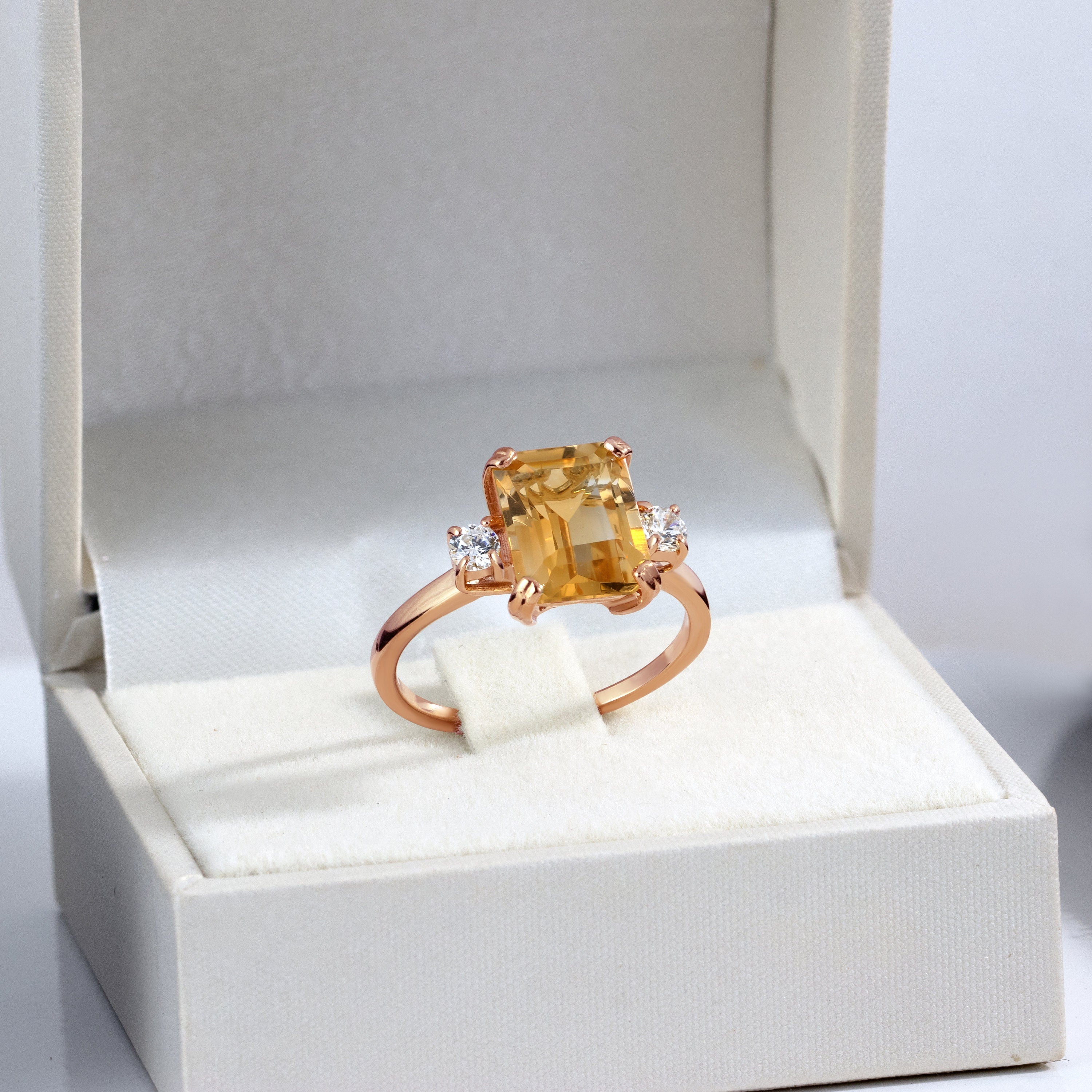 Citrine ring - November Birthstone Jewelry - Statement Ring - Gold Ring - Engagement Ring - Rectangle Ring - Cocktail Ring - Gemstone Ring