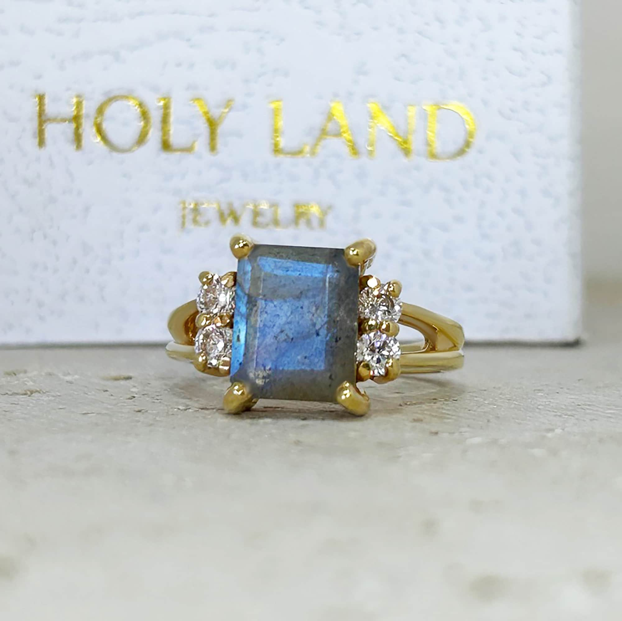 Labradorite Ring - Grey Ring - Statement Ring - Gold Ring - Engagement Ring - Rectangle Ring - Cocktail Ring - Rainbow Ring - Prong Ring