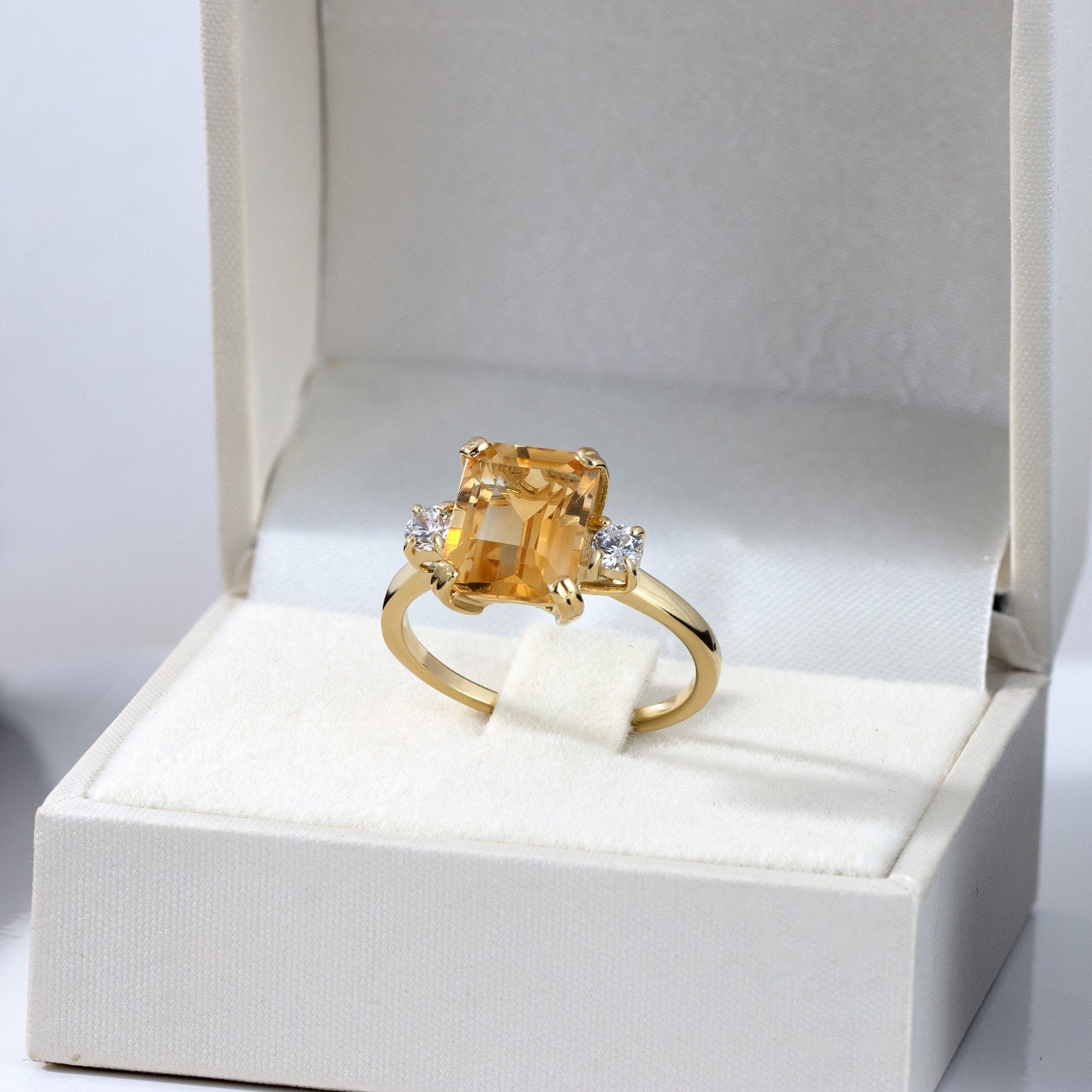 Citrine ring - November Birthstone Jewelry - Statement Ring - Gold Ring - Engagement Ring - Rectangle Ring - Cocktail Ring - Gemstone Ring