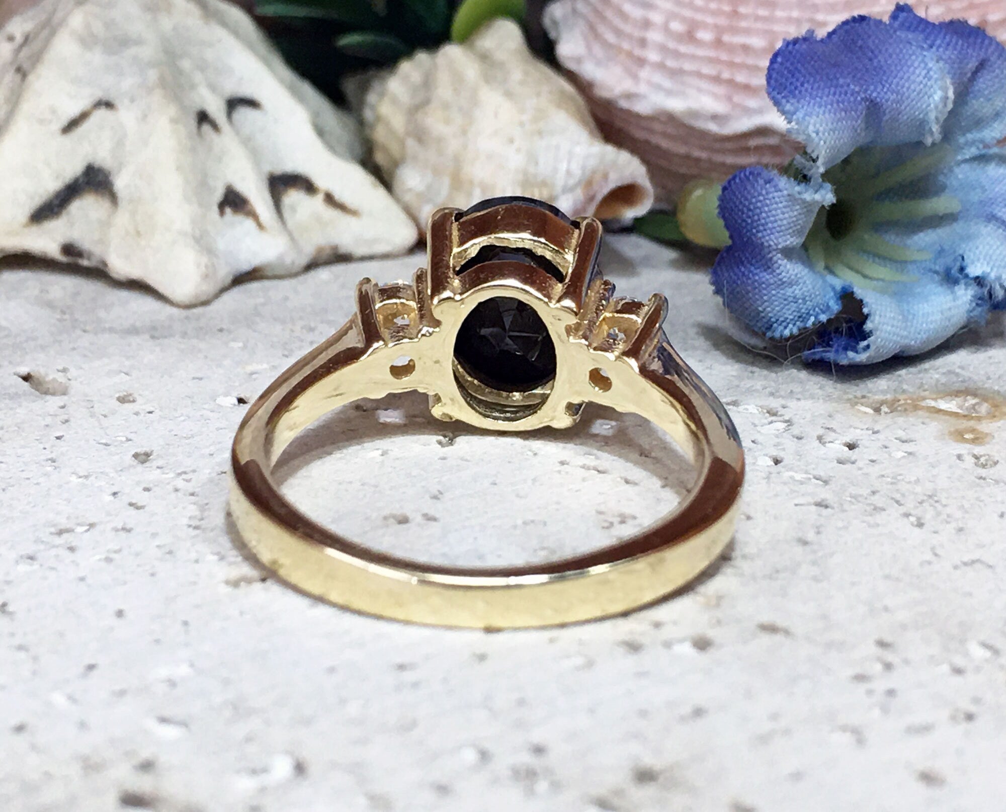 Onyx Ring - Black Onyx Ring - Gold Ring - Gemstone Band - Statement Ring - Engagement Ring - Oval Ring - Cocktail Ring - December BIrthstone