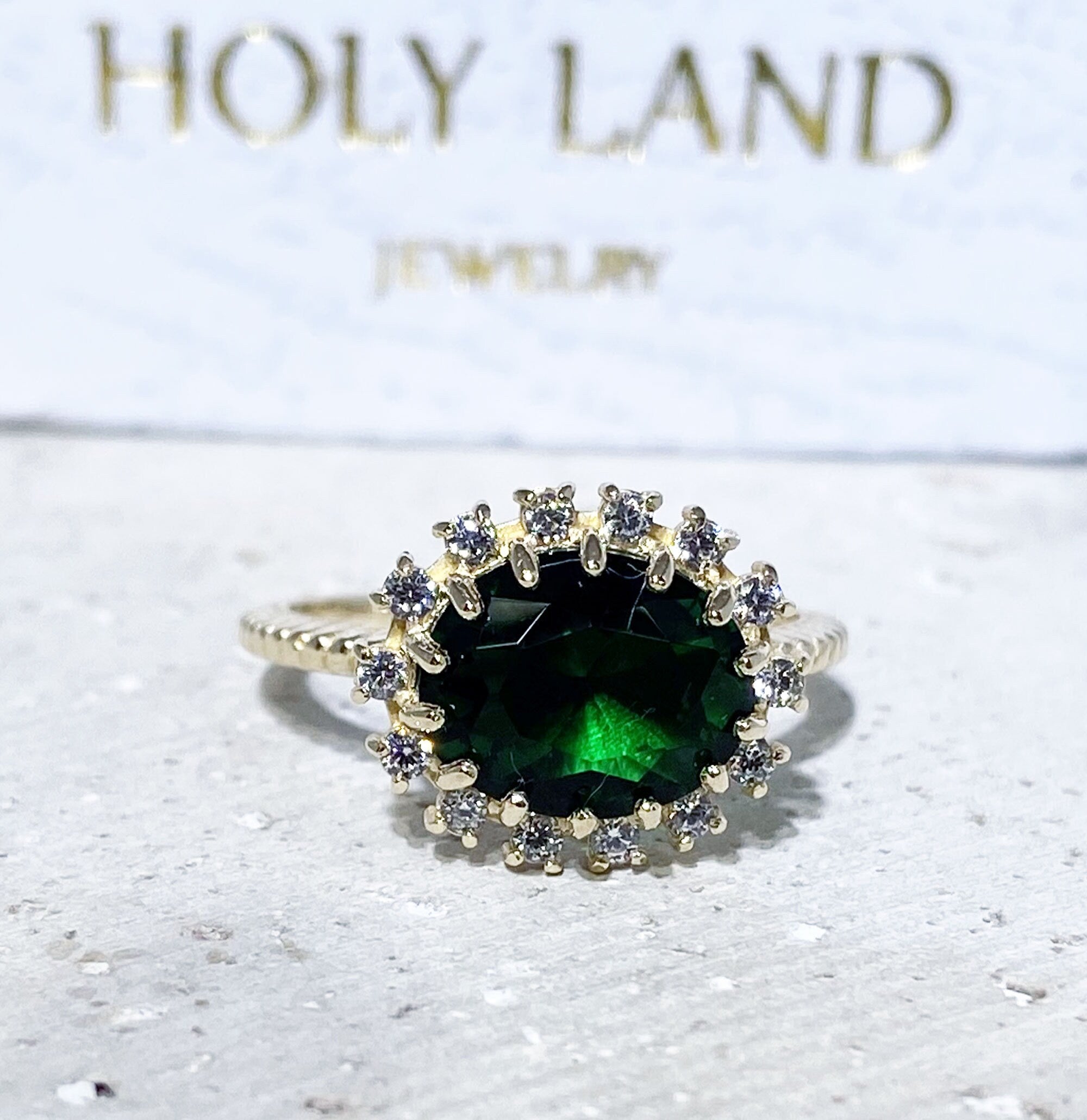 Emerald Ring - May Birthstone - Gold Ring - Gemstone Band - Statement Ring - Engagement Ring - Oval Ring - Cocktail Ring - Prong Ring