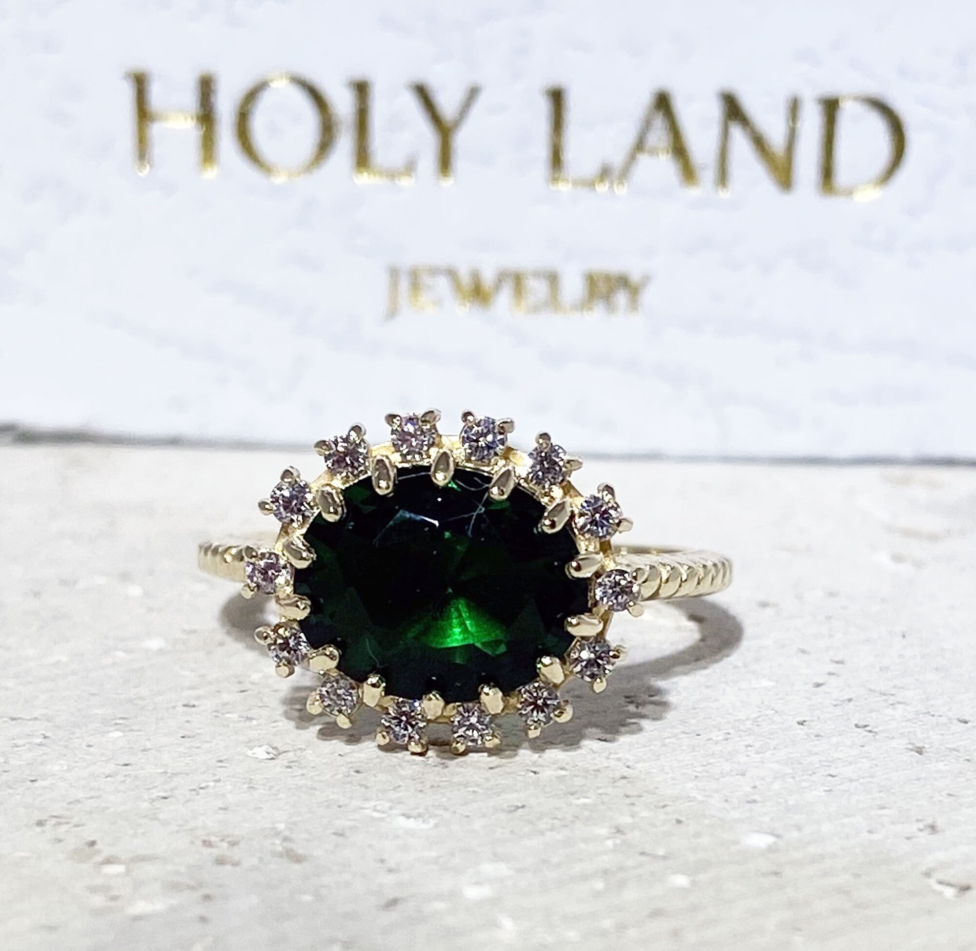 Emerald Ring - May Birthstone - Gold Ring - Gemstone Band - Statement Ring - Engagement Ring - Oval Ring - Cocktail Ring - Prong Ring