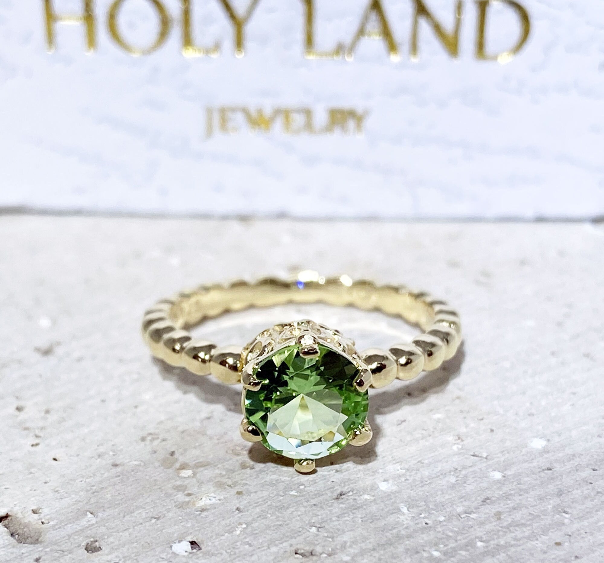 Green Sapphire Ring - Beaded Band Ring with Round Green Sapphire Gemstone