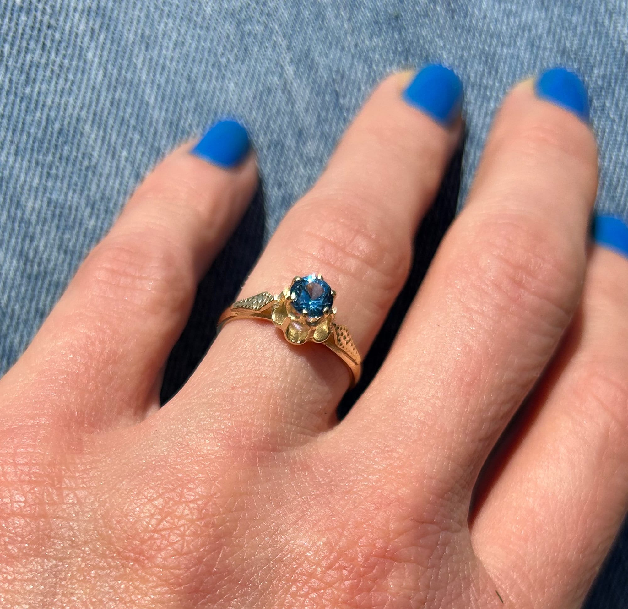 Peridot Ring - August Birthstone - Round Peridot Gemstone Flower Ring