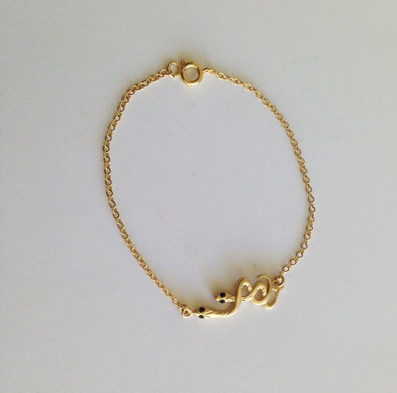 Sleek Serpent: Delicate Chain Simple Snake Bracelet