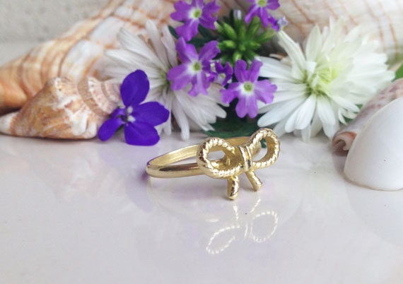 Bow Ring - Ribbon Ring - Bow Band - Simple Jewelry - Delicate Ring