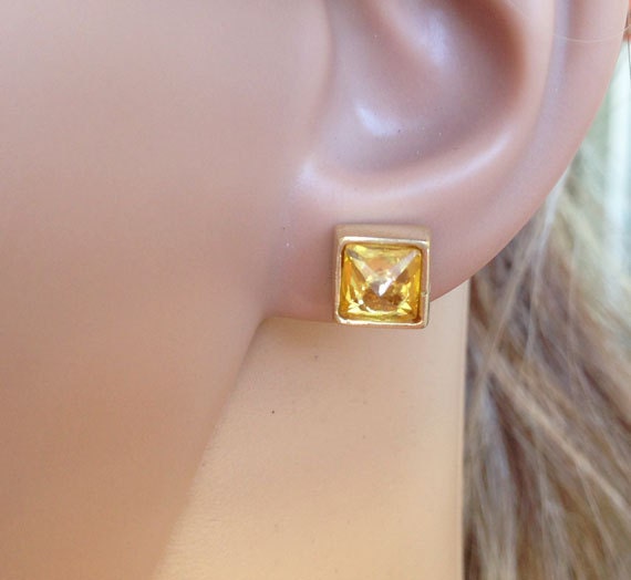 January Birthstone Jewelry - Garnet Earrings - Square Earrings - Post Earrings - Delicate Studs - Simple Earrings - Gold Studs