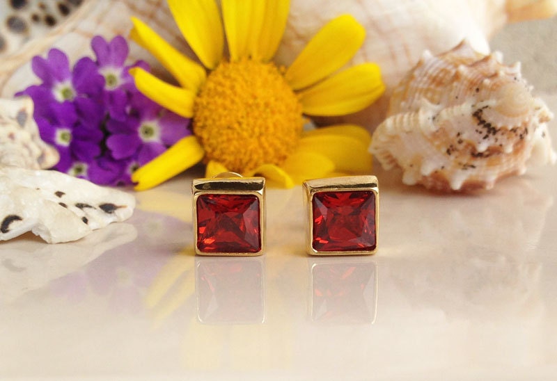 January Birthstone Jewelry - Garnet Earrings - Square Earrings - Post Earrings - Delicate Studs - Simple Earrings - Gold Studs